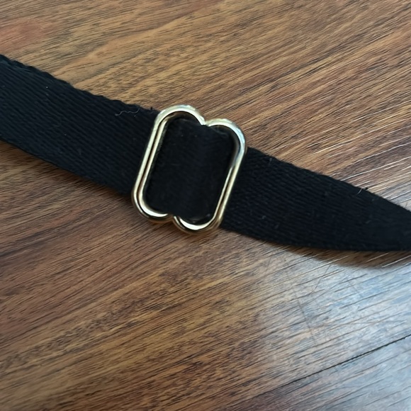 Michael Kors Patent Leather Adjustable Strap Crossbody Shoulder Bag Black - Picture 3 of 8